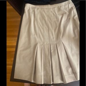 Khaki Moda skirt, size 10